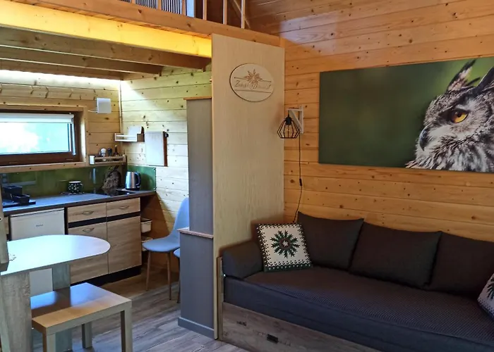 Zakatek Dziewiecsil בקתה Przyborow (Silesia)